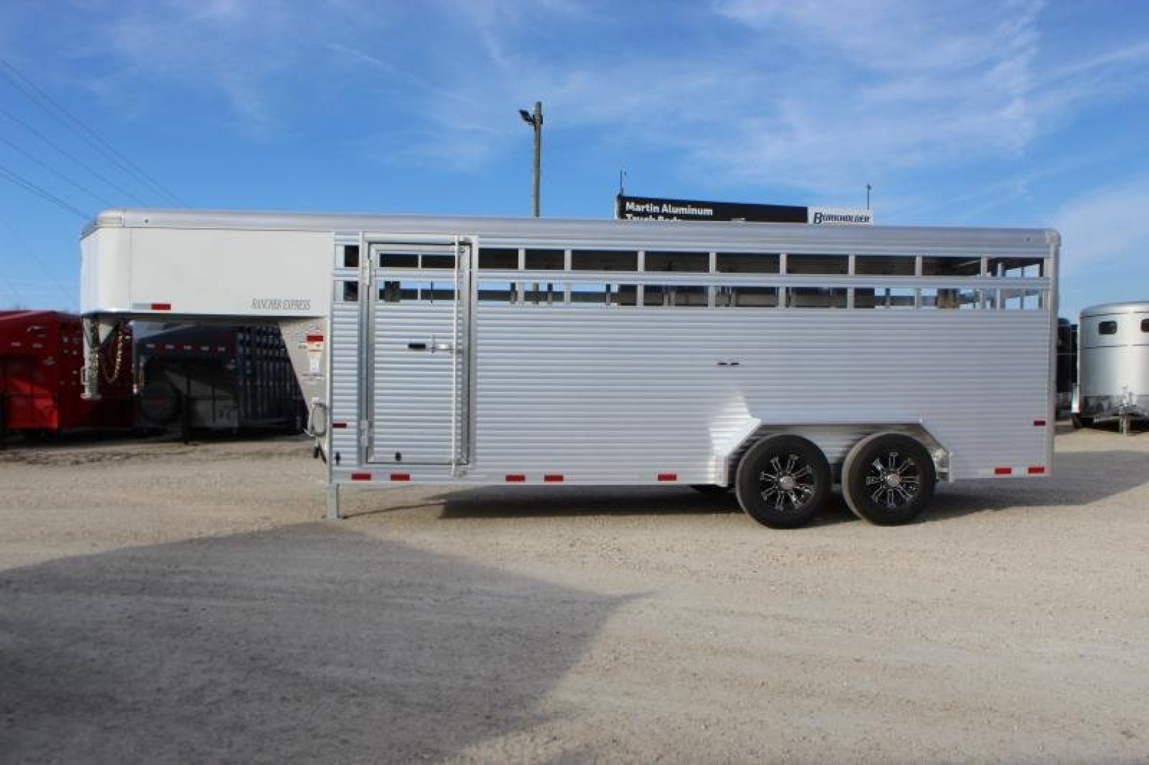 New 2023 Sundowner Trailer 20' Stock Trailer