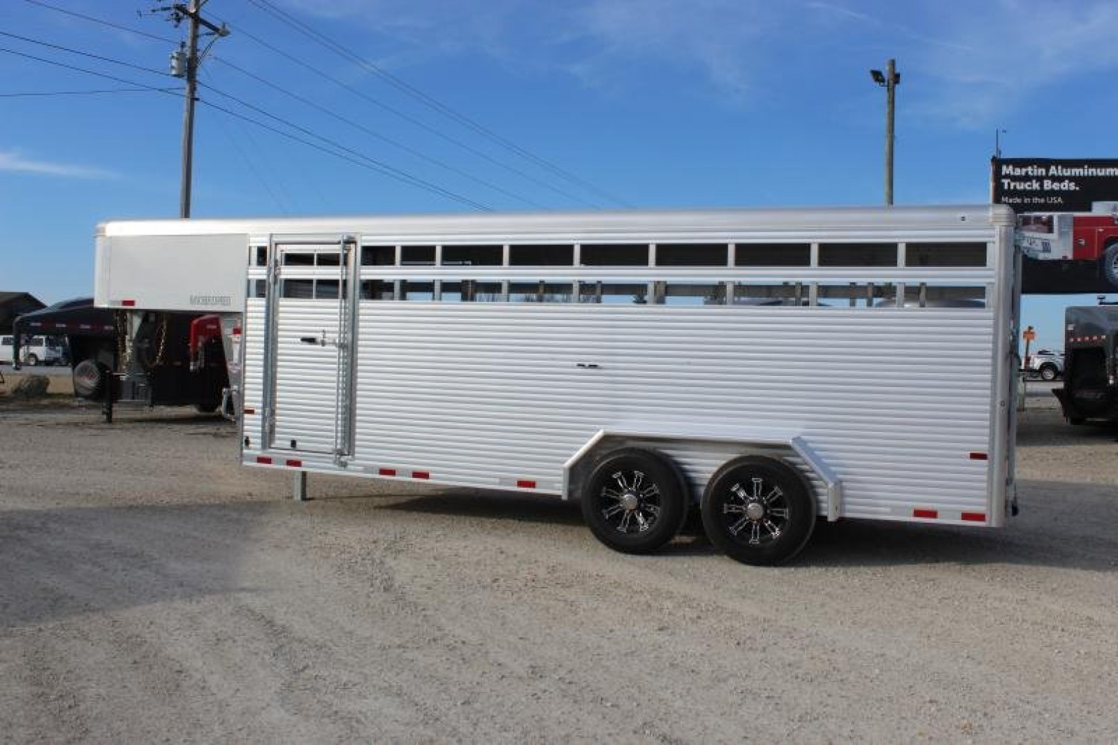 New 2023 Sundowner Trailer 20' Stock Trailer