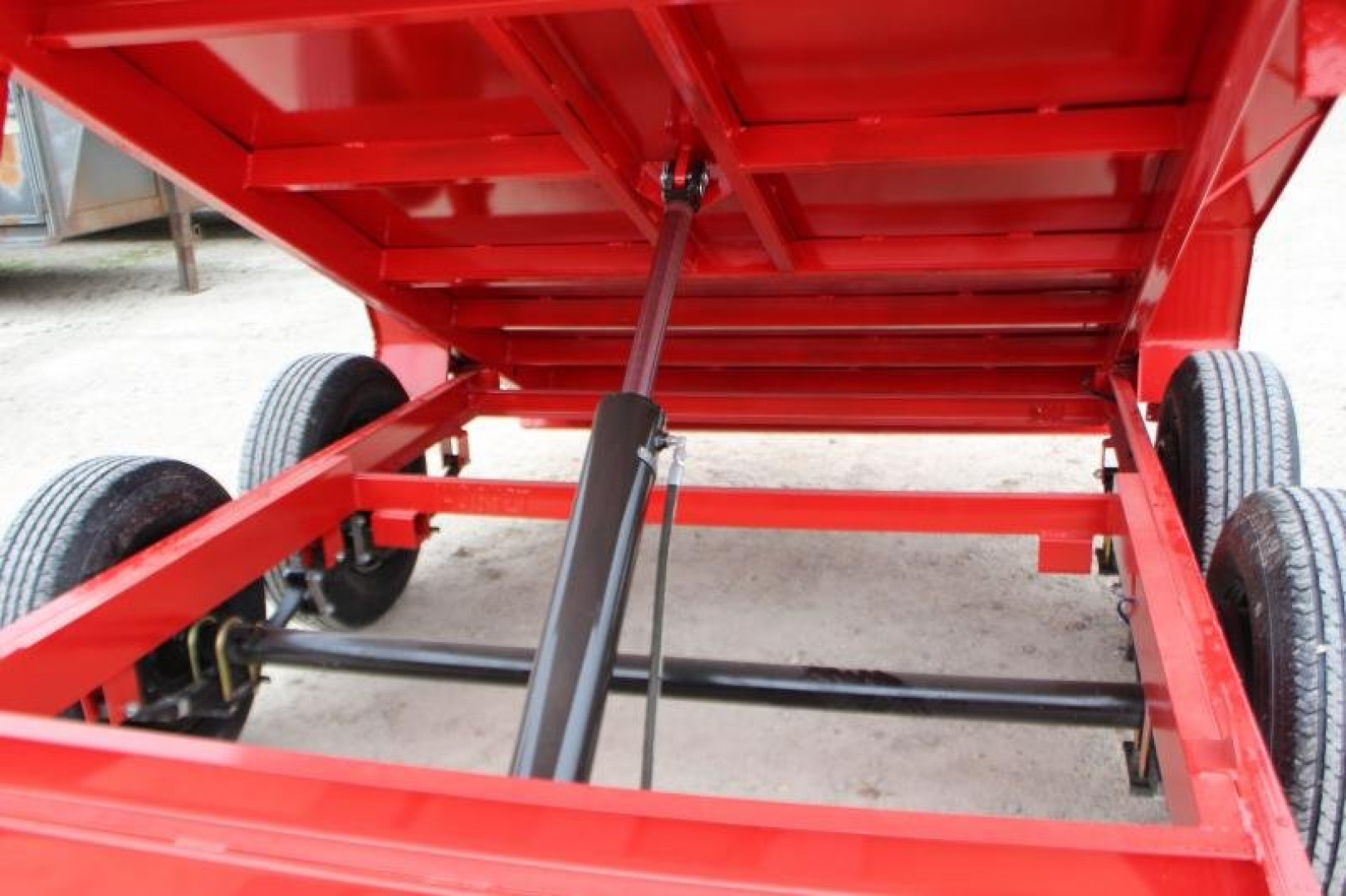 New 2024 PJ Trailers 72" x 12' D3 Dump Trailer