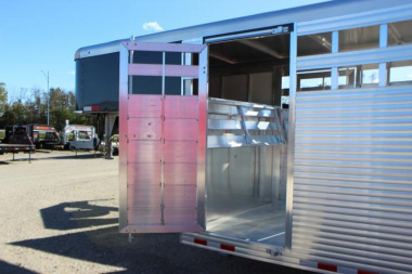 New 2024 Sundowner 24' Rancher Express Trailer