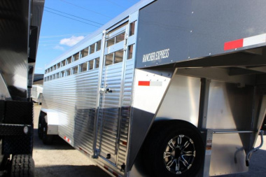 New 2024 Sundowner 24' Rancher Express Trailer
