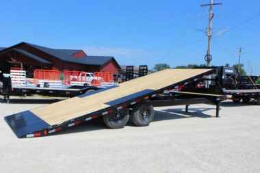 New 2024 PJ Trailers 102" x 24' Gooseneck Deckover Tilt (T8) Deckover Trailer