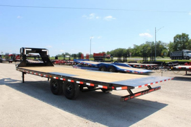 New 2024 PJ Trailers 102" x 24' Gooseneck Deckover Tilt (T8) Deckover Trailer