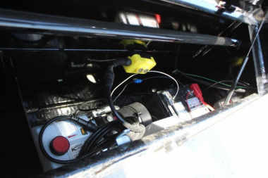 New 2024 PJ Trailers 102" x 24' Gooseneck Deckover Tilt (T8) Deckover Trailer