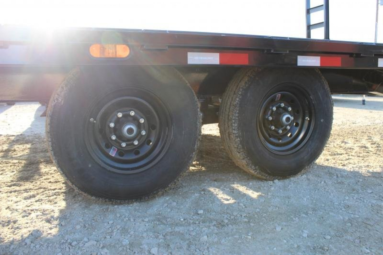 New 2023 PJ Trailers 102" x 22' F8 Deckover Trailer