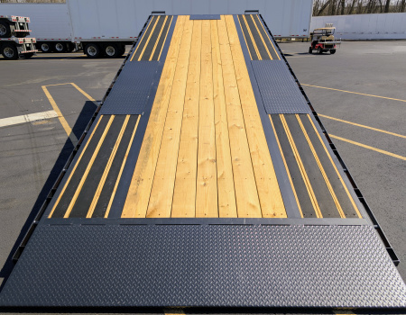 New DET 208-22' Deckover 18K (GVWR) Tilt Equipment Trailer
