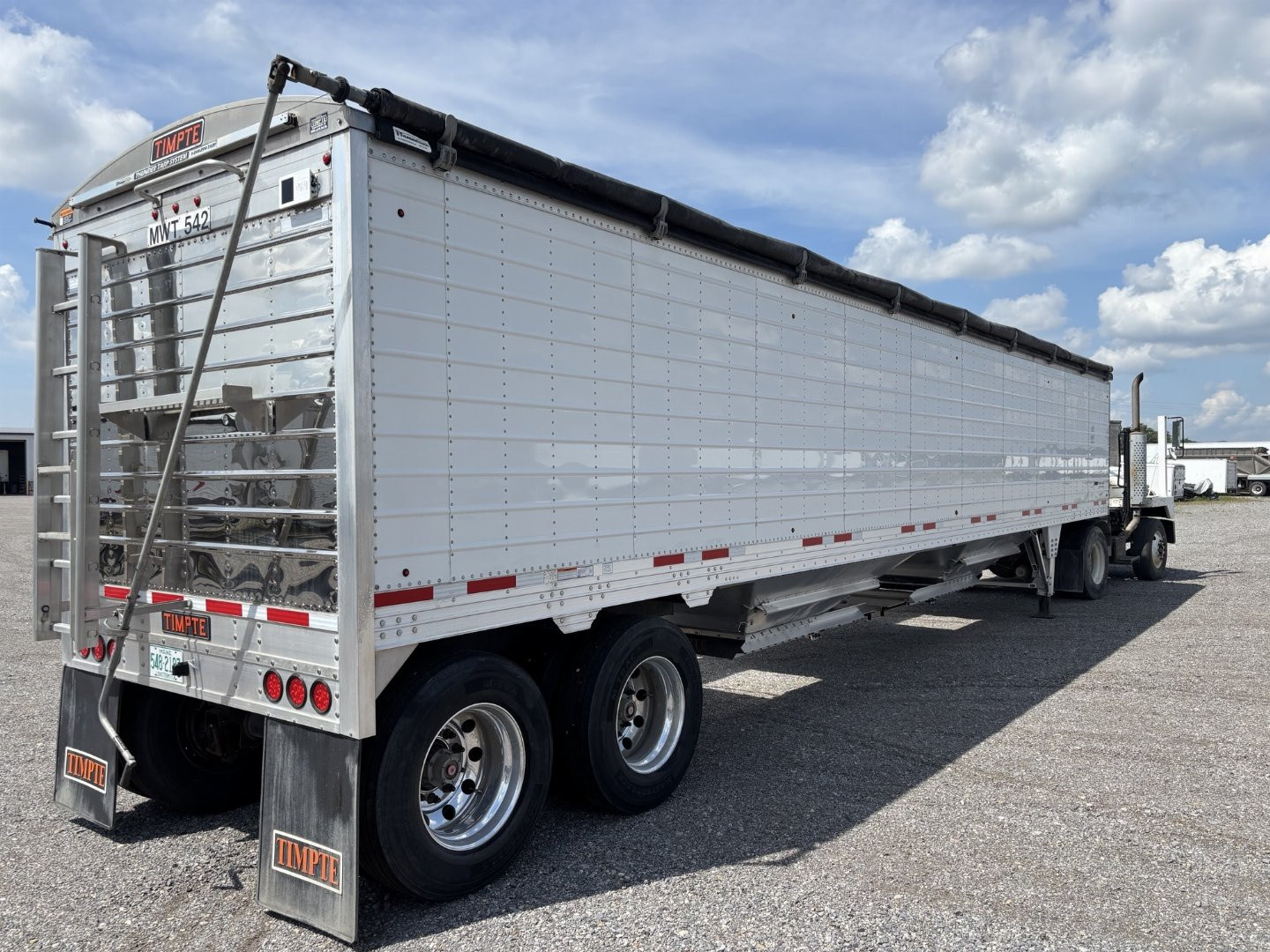 Used 2023 Timpte 42x96x78 Hi Flow Hopper Trailer