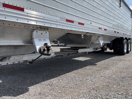 Used 2023 Timpte 42x96x78 Hi Flow Hopper Trailer