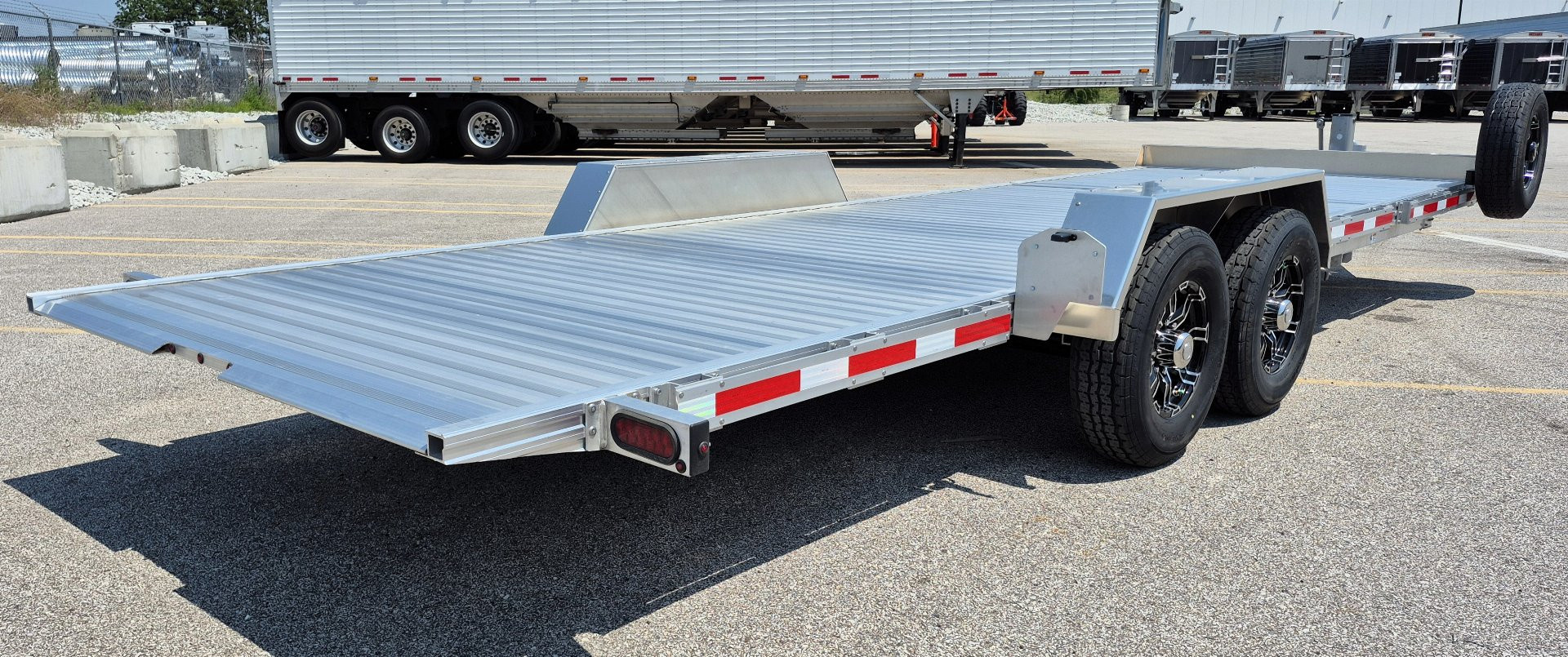 New Timpte 1424 Aluminum Tilt 14,000lb (GVWR) Equipment Trailer