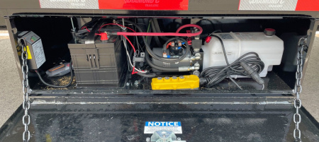 New Diamond C FMAX 212 Gooseneck Flatbed Trailer 32': Hydraulic Dove, 25,900 GVWR, Spare, Hydraulic Jacks