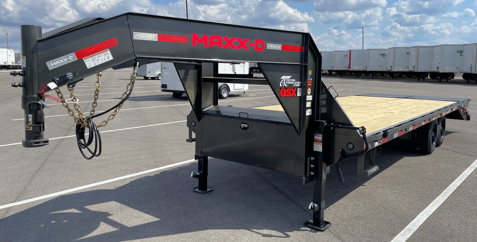 New Maxx-D GSX 20+5 Gooseneck Flatbed Trailer: Maxx-D-Out Ramps, Spare, 17.5 Tires, 18K GVWR