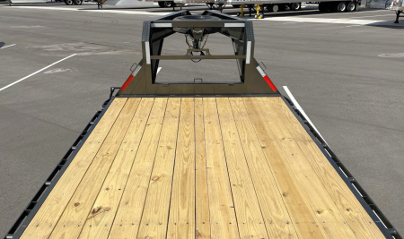 New Maxx-D GSX 20+5 Gooseneck Flatbed Trailer: Maxx-D-Out Ramps, Spare, 17.5 Tires, 18K GVWR