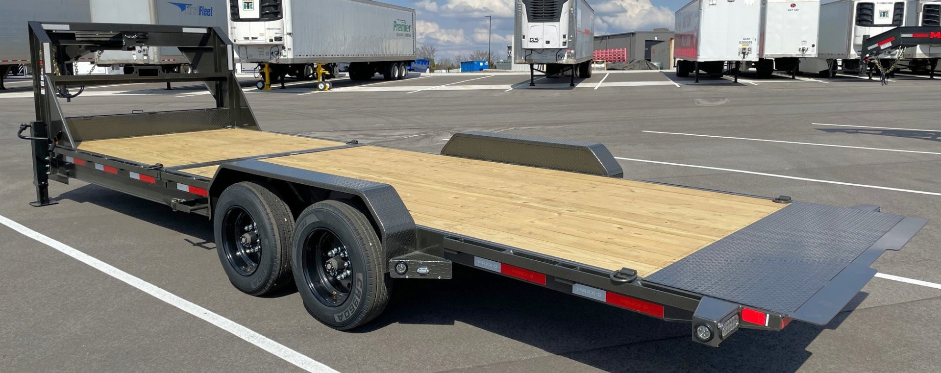 New MAXX-D G8X 24' Gooseneck Gravity Tilt Equipment Trailer 18,000 GVWR, 17.5 Tires, 8K Torsion Axles, Spare