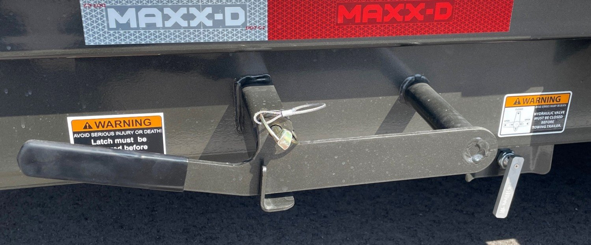 New MAXX-D G8X 24' Gooseneck Gravity Tilt Equipment Trailer 18,000 GVWR, 17.5 Tires, 8K Torsion Axles, Spare