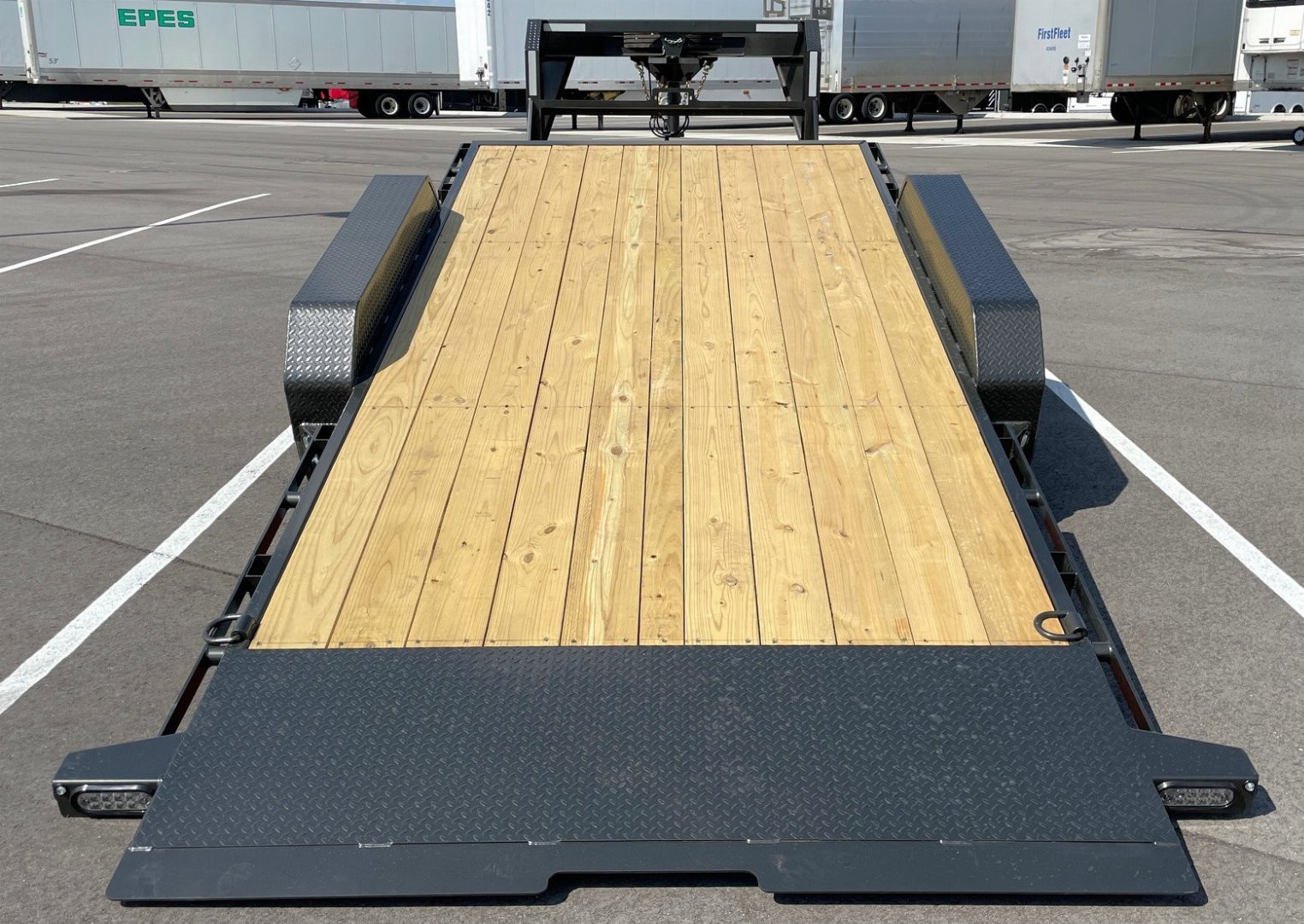 New MAXX-D G8X 24' Gooseneck Gravity Tilt Equipment Trailer 18,000 GVWR, 17.5 Tires, 8K Torsion Axles, Spare