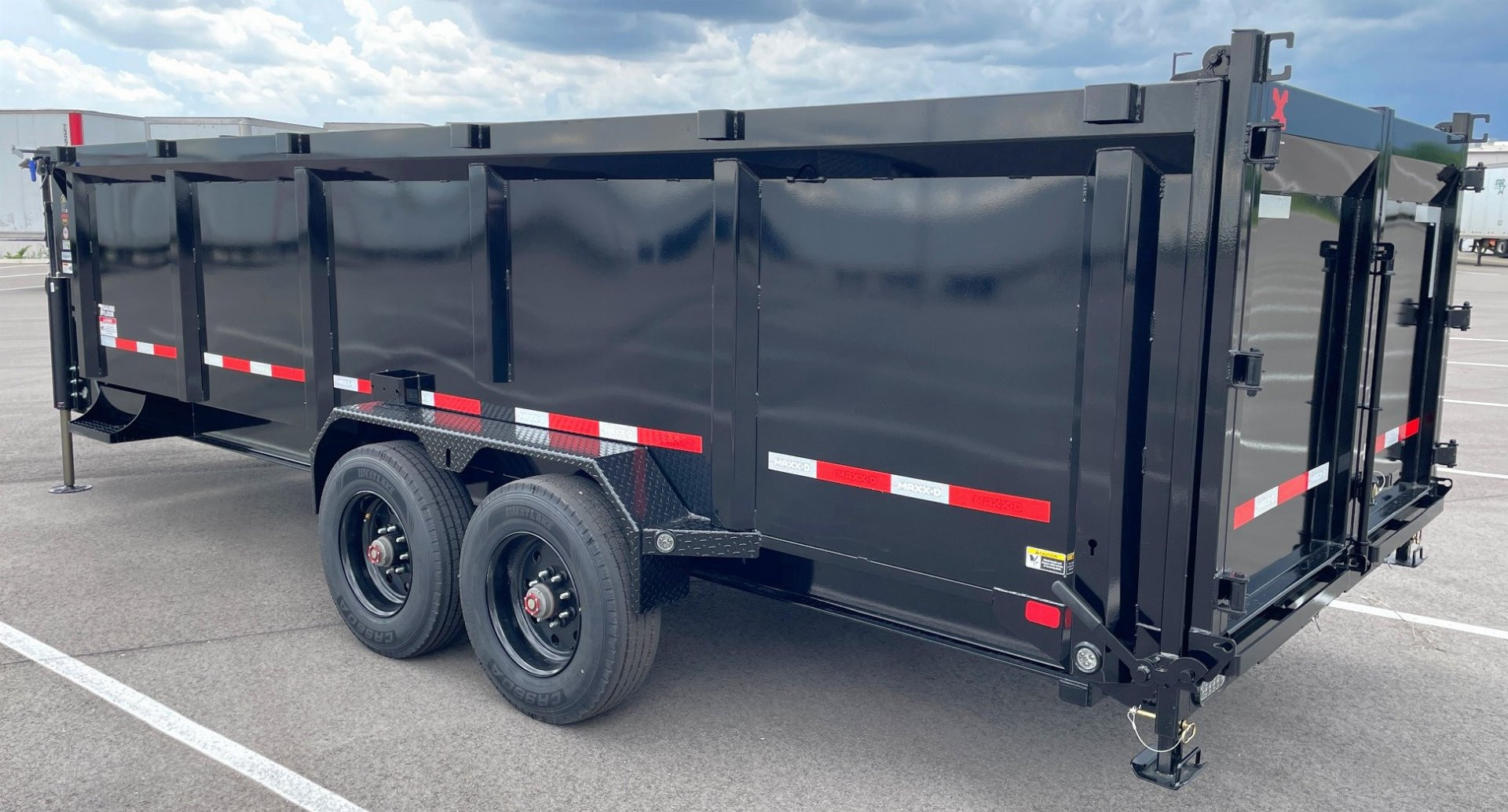 New MAXX-D DSX 83"x 20' Super Heavy Duty Gooseneck Dump Trailer: 21,000 GVWR, 7 Gauge Floor, Spare