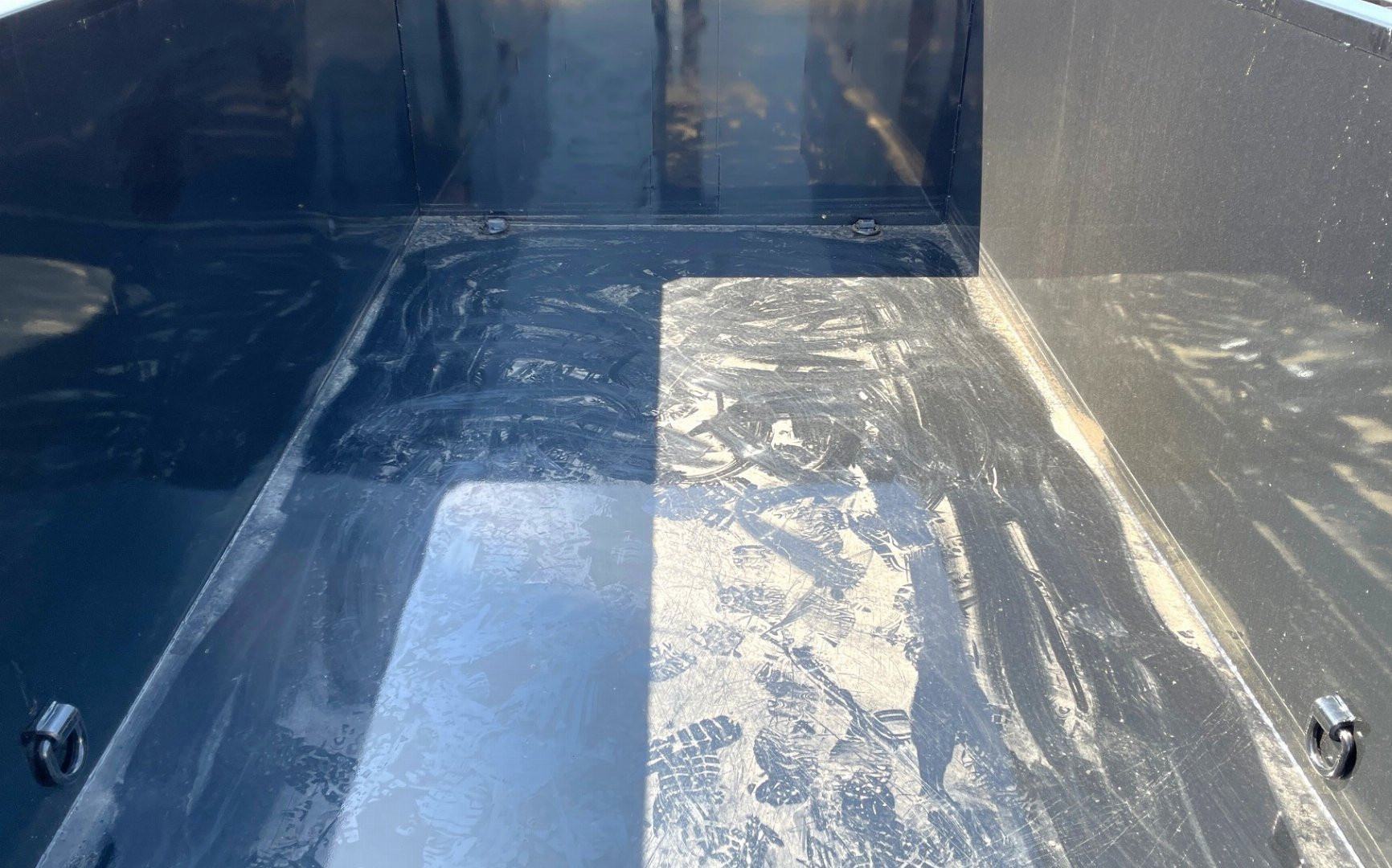 New MAXX-D DSX 83"x 20' Super Heavy Duty Gooseneck Dump Trailer: 21,000 GVWR, 7 Gauge Floor, Spare