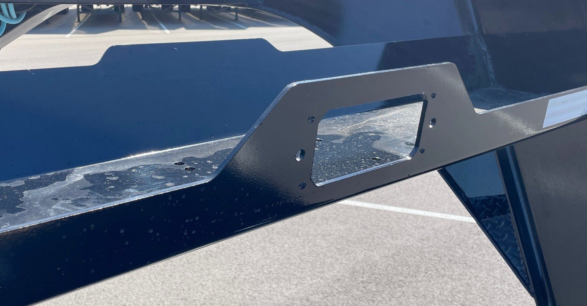 New Horizon HET 26'x102" Gooseneck Gravity Tilt Equipment Trailer 22,400 GVWR Drive Over Fenders