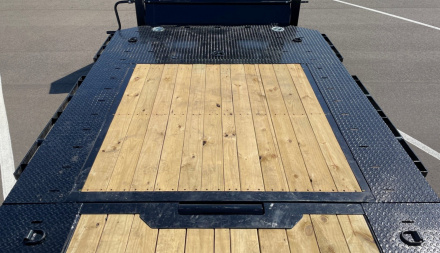 New Horizon HET 26'x102" Gooseneck Gravity Tilt Equipment Trailer 22,400 GVWR Drive Over Fenders