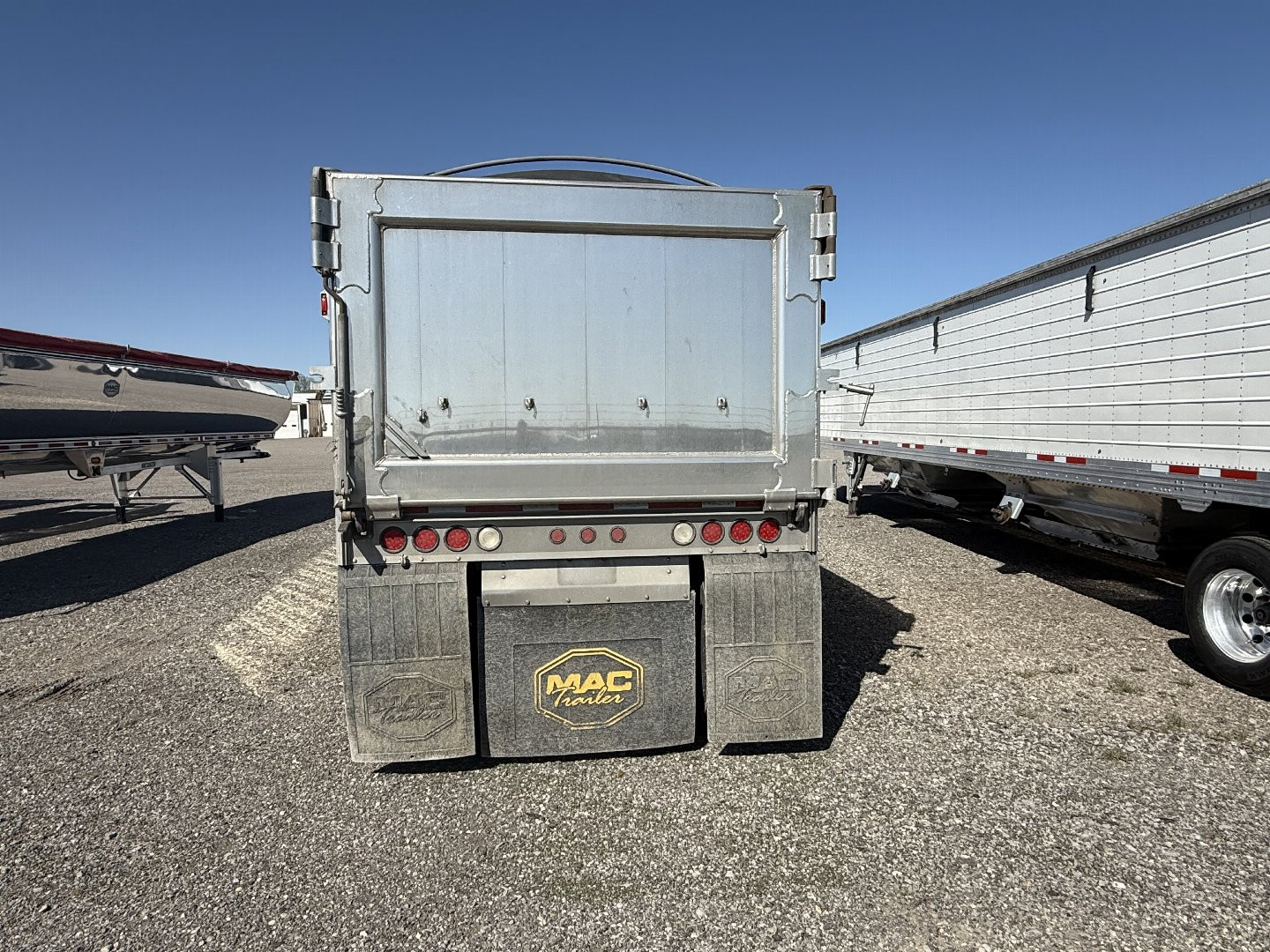 Used 2019 MAC 35' Dump Trailer w/ Electric Tarp