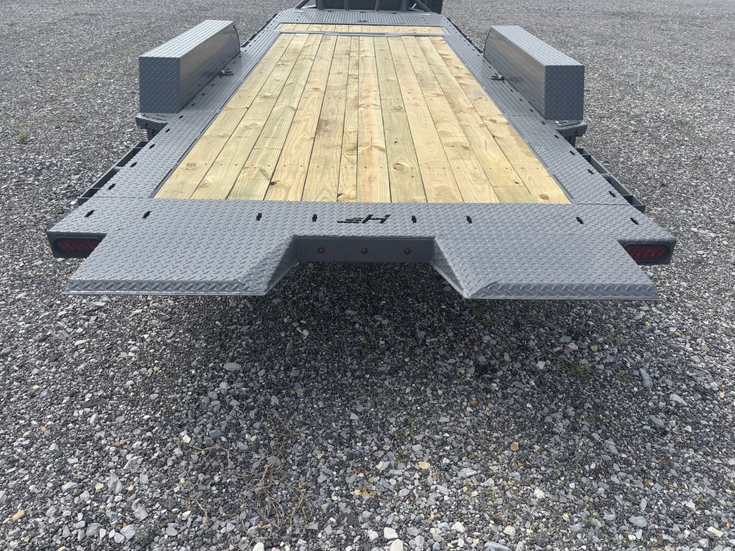 New Horizon 22' Tilt Deck Equipment Trailer 17,000LB, 8K Axles, 17.5" Tires, Spare