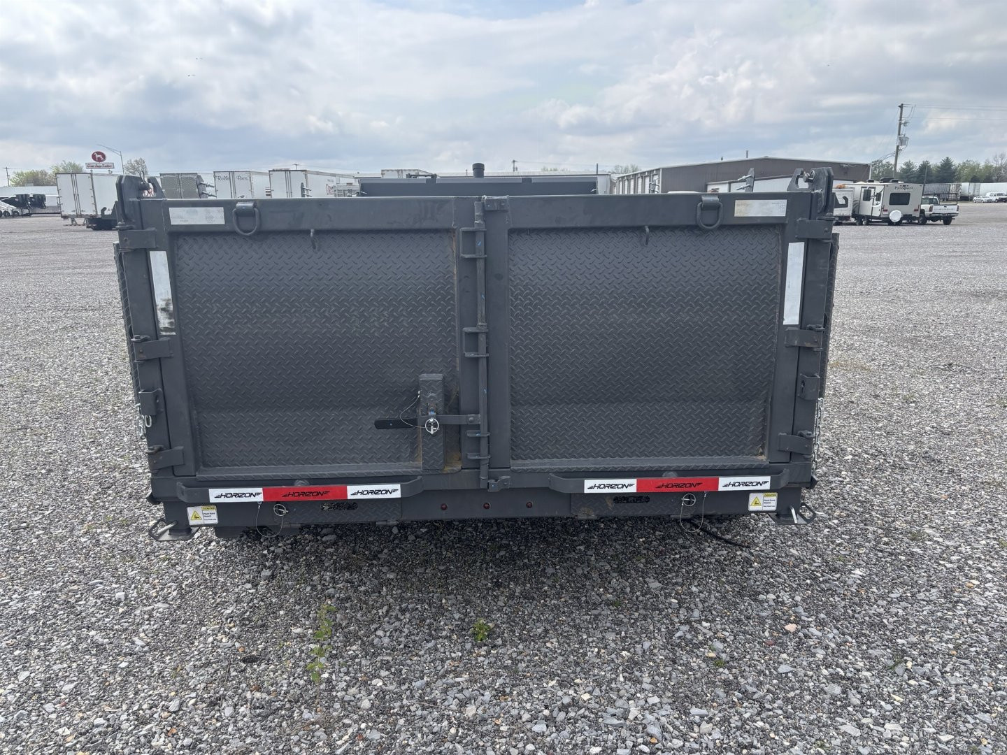 New Horizon 16' Dump Trailer 17,000LB, 36" Sides, 8K Axles, 7 Gauge Floor
