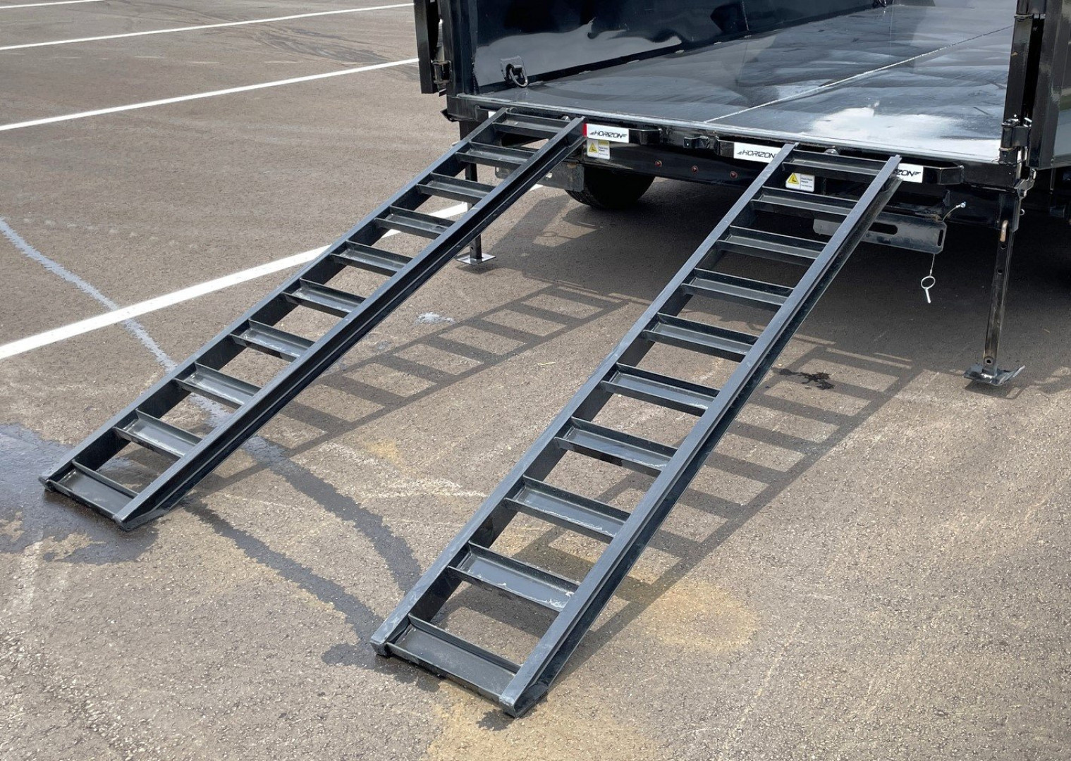 New Horizon Trailers HZ7-14' 14,000lb (GVWR) 14ply Tires, 24" Sides, Spare, Dump Trailer