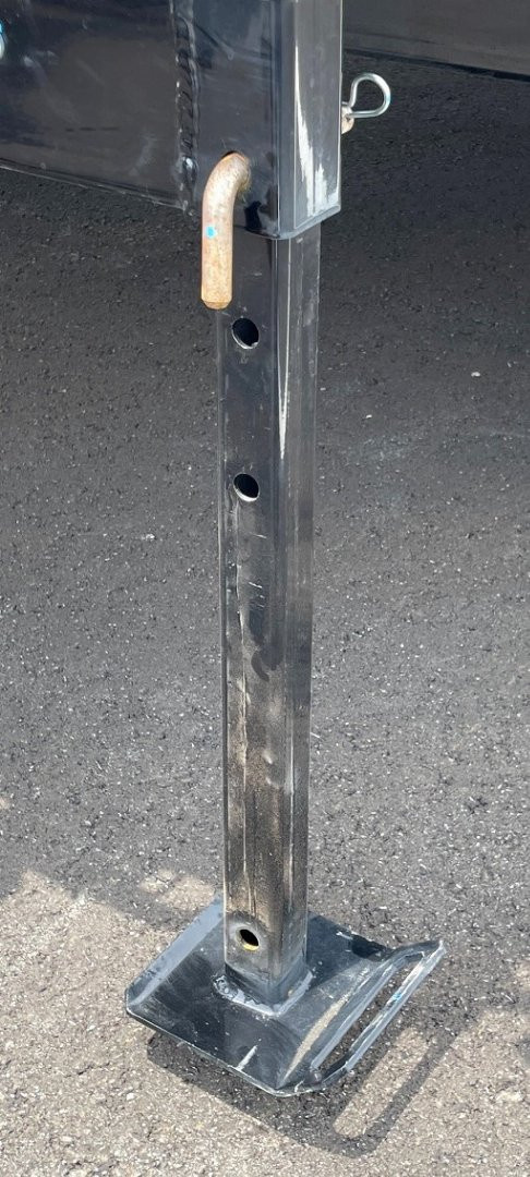 New Horizon Trailers HZ7-14' 14,000lb (GVWR) 14ply Tires, 24" Sides, Spare, Dump Trailer