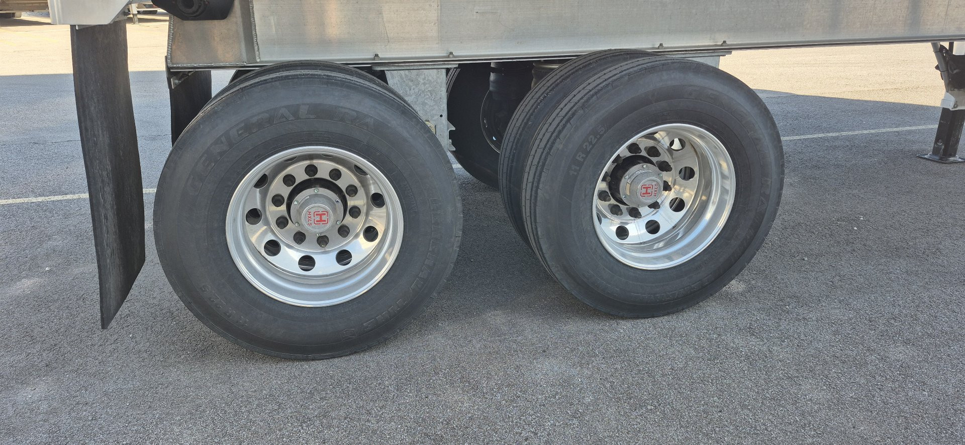 New MAC Trailers 28' Dump Trailer w/ Electric Tarp