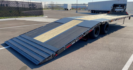 New MAXX-D YDX 102"x 34' Gooseneck Hydraulic Dove Flatbed Trailer 25,990 (GVWR) Wireless Remote, Spare