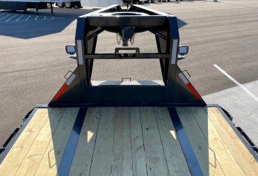 New MAXX-D YDX 102"x 34' Gooseneck Hydraulic Dove Flatbed Trailer 25,990 (GVWR) Wireless Remote, Spare