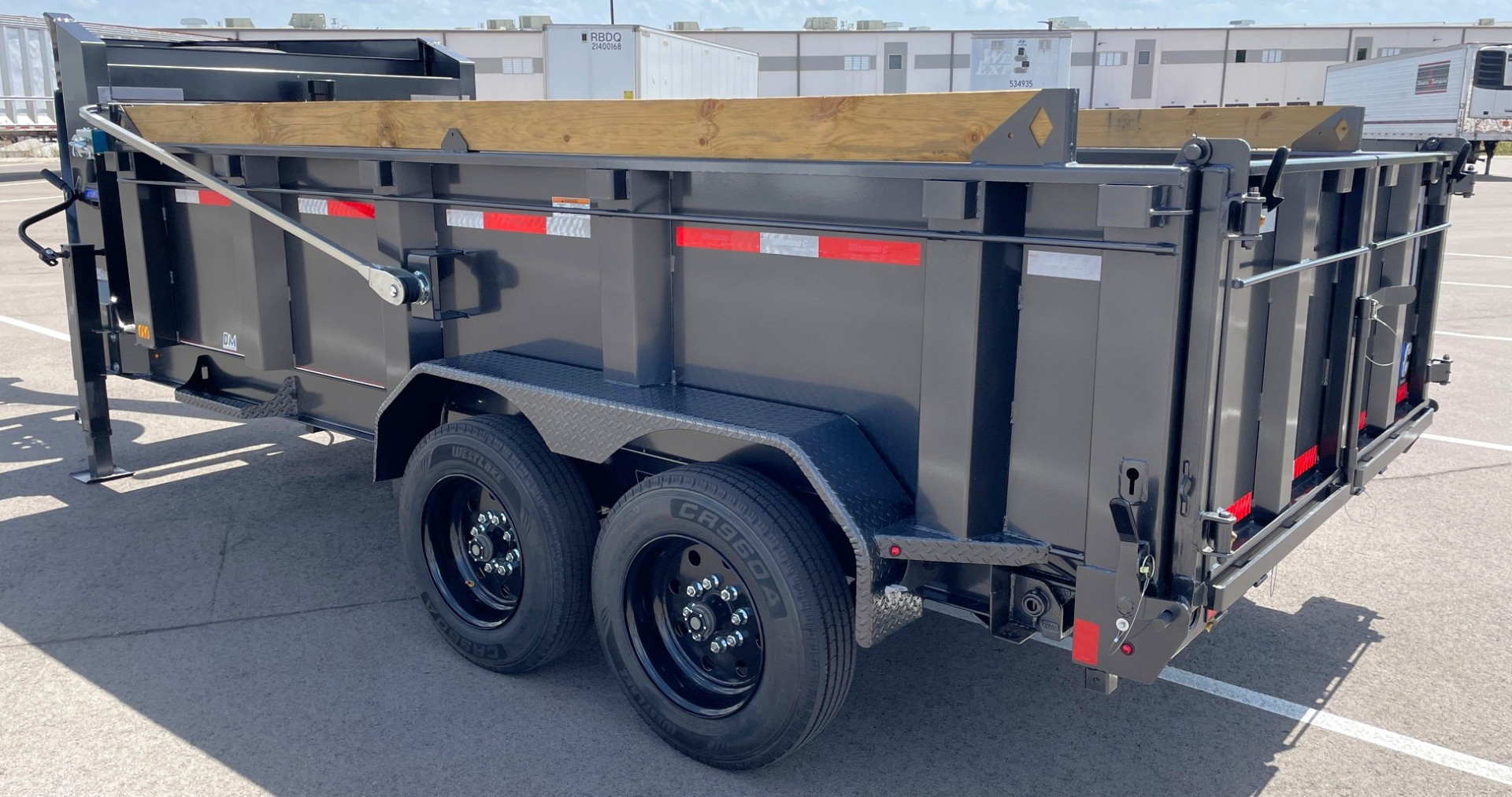 New Diamond C LPT 207 - GN 14' Dump Trailer -32" Sides, 16,000 GVWR, 17.5 Tires, Straight Axles