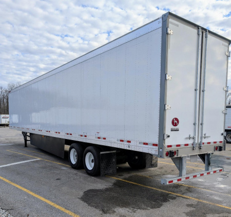 New 2027 Great Dane CS1 DRY VAN, 16" POST CENTER ***SALE OR RENT TO OWN