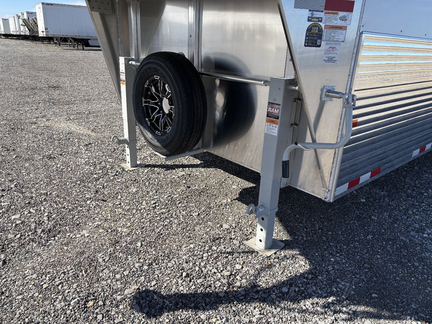 New CLEARANCE! Sundowner Trailers 48' 2 Car Hauler
