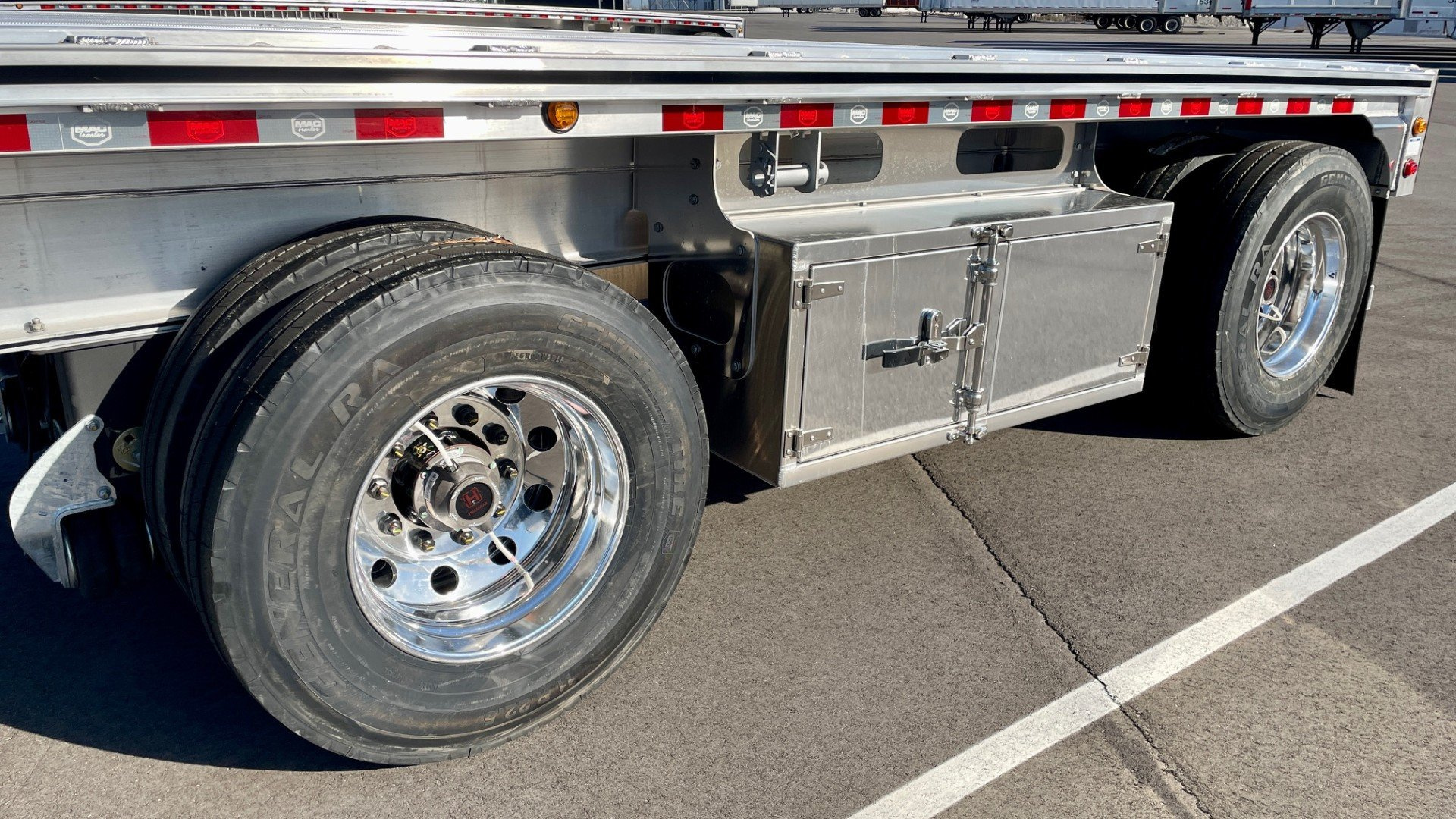 Used 2026 MAC 48' Flatbed Semi Trailer