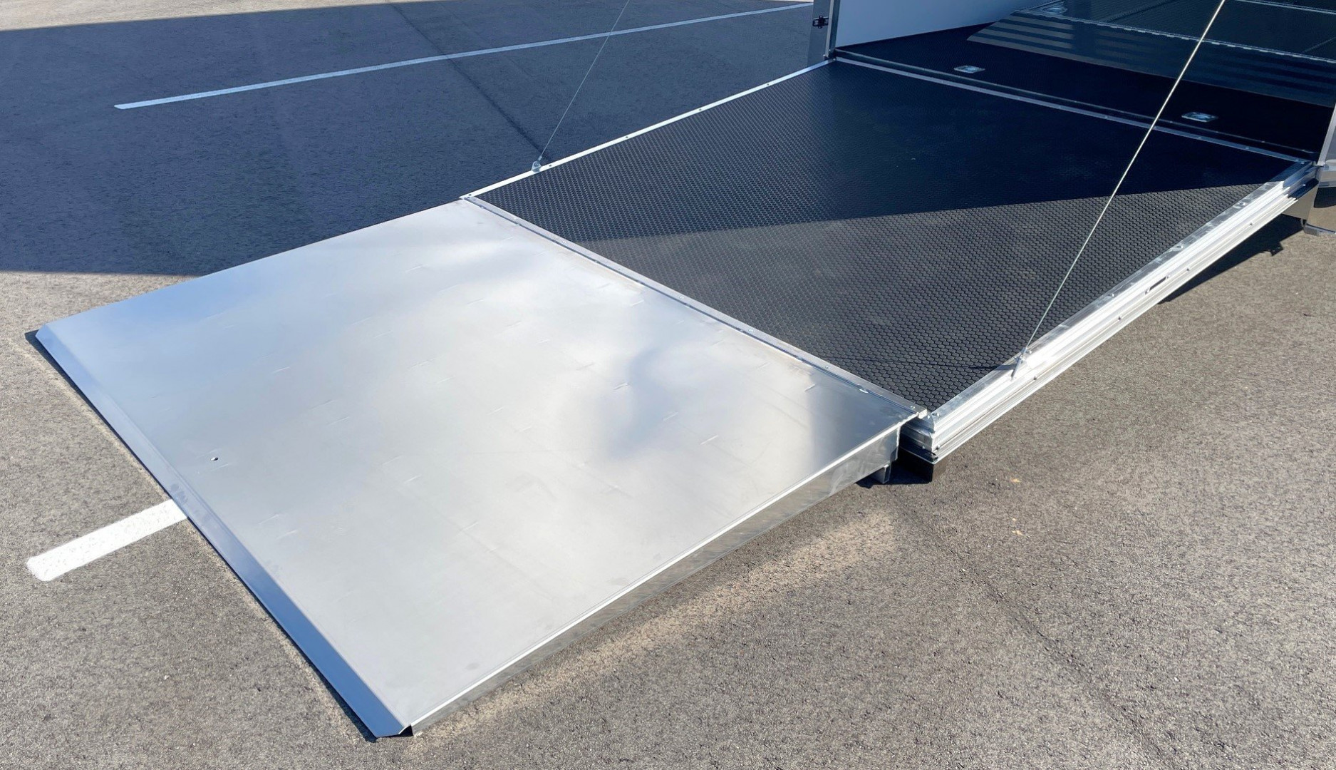 New ATC Rom 800 30' Aluminum Stacker