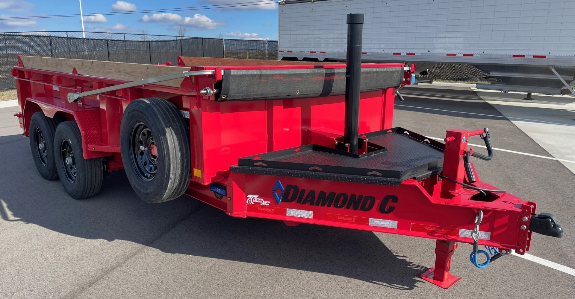 New 2025 Diamond C LPT-207 14' Red Dump Trailer -14900 GWVR, Spare, Solar Charger