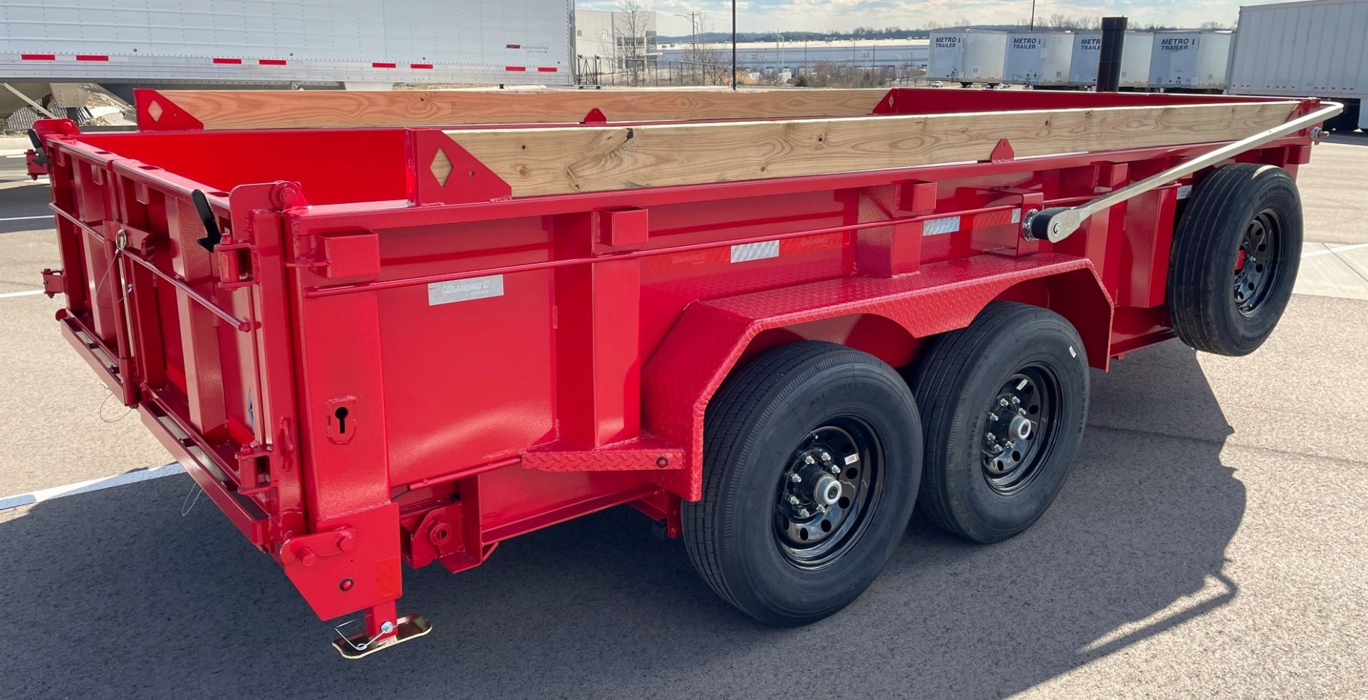 New 2025 Diamond C LPT-207 14' Red Dump Trailer -14900 GWVR, Spare, Solar Charger