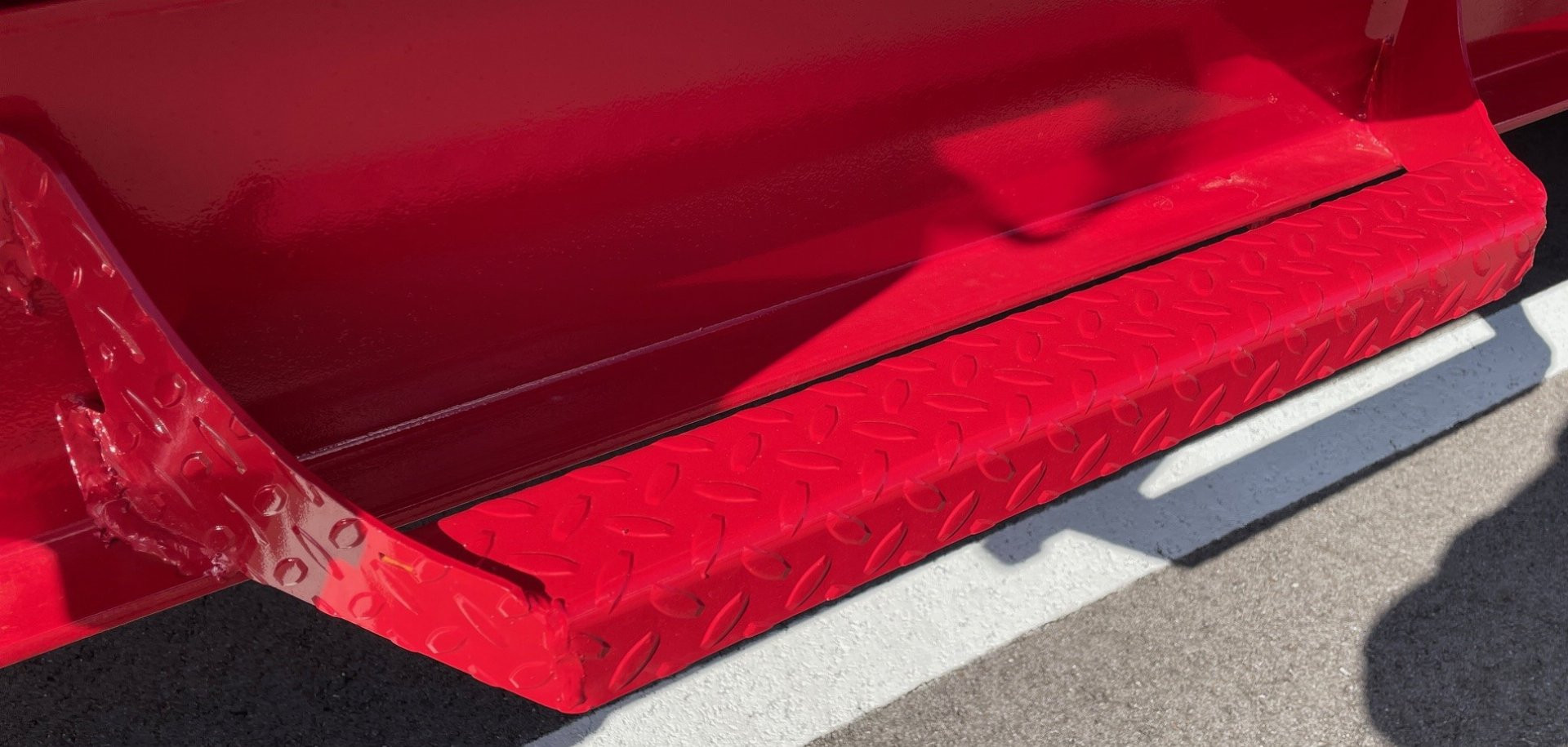 New 2025 Diamond C LPT-207 14' Red Dump Trailer -14900 GWVR, Spare, Solar Charger