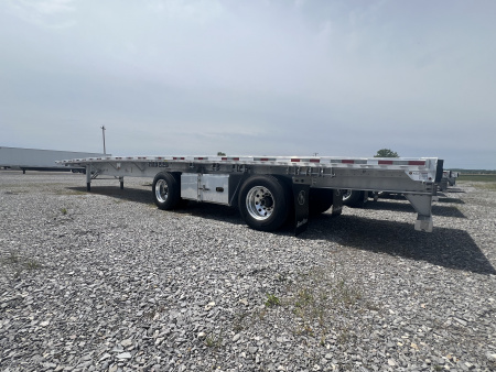 Used 2023 Great Dane 53' Flatbed Semi Trailer