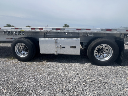 Used 2023 Great Dane 53' Flatbed Semi Trailer