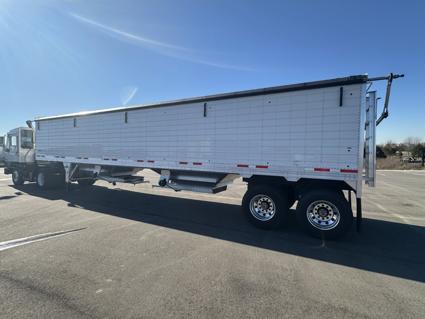 Used $59,900 -- $1650/Mo Timpte 43x96x84 Hopper Bottom Trailer--For Sale, Rent, Rent to own