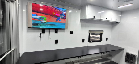 New 24’ Front Office Medical / Office Trailer w/ Bathroom, Generator