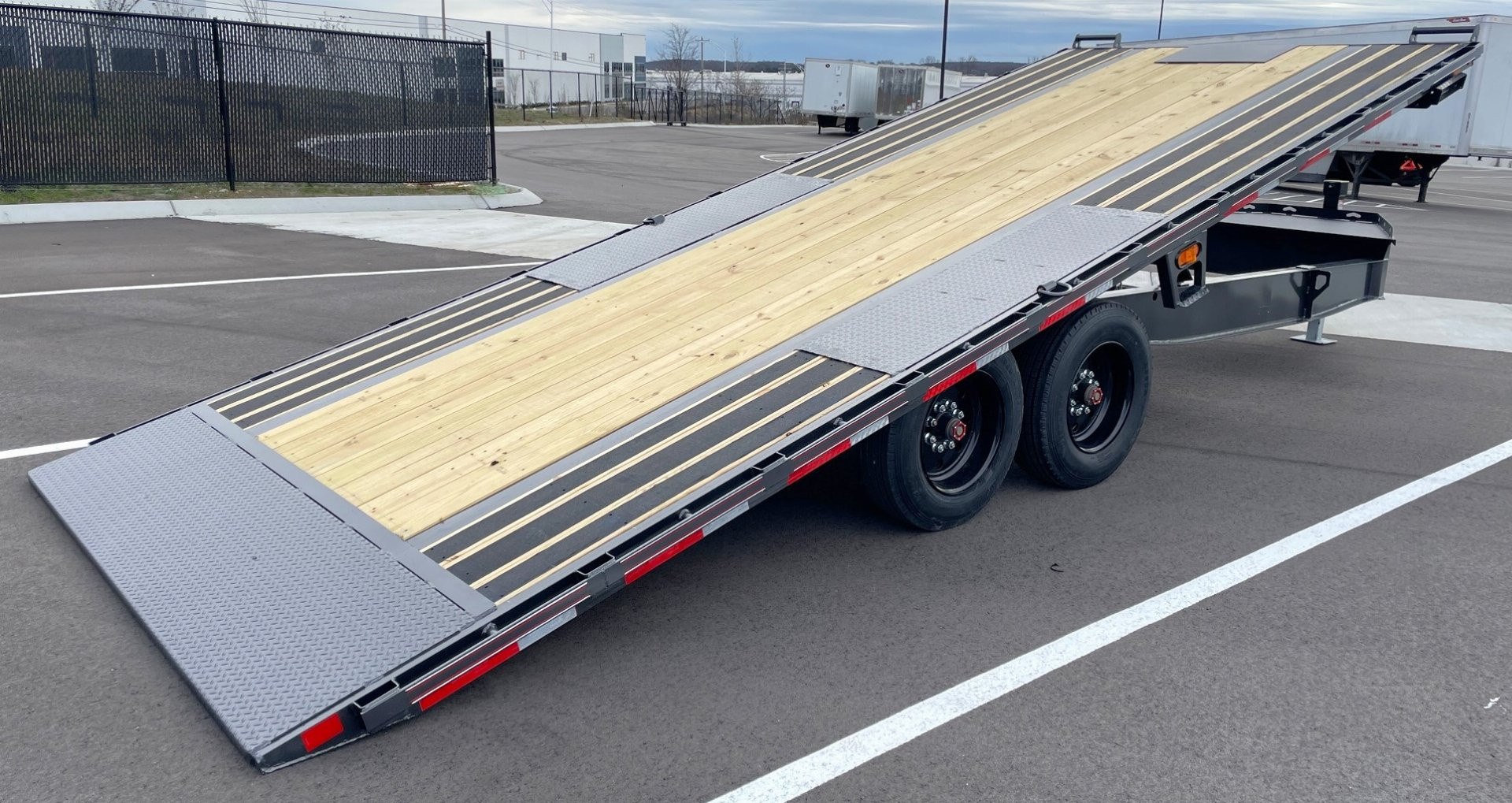 New Diamond C Trailers DET 22' Power Tilt Deck over Trailer 18,000LB, Non Skid Floor, 8K Axles, 17.5" Tires