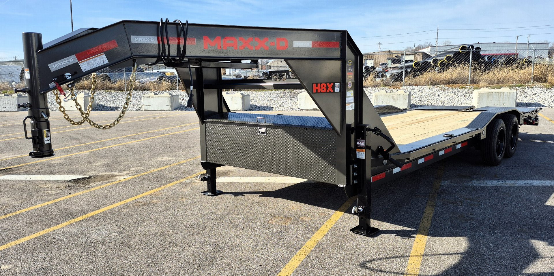New MAXX-D H8X 102"x 24' Gooseneck Equipment Trailer 18,000(GVWR), Drive Over Fenders, Spare