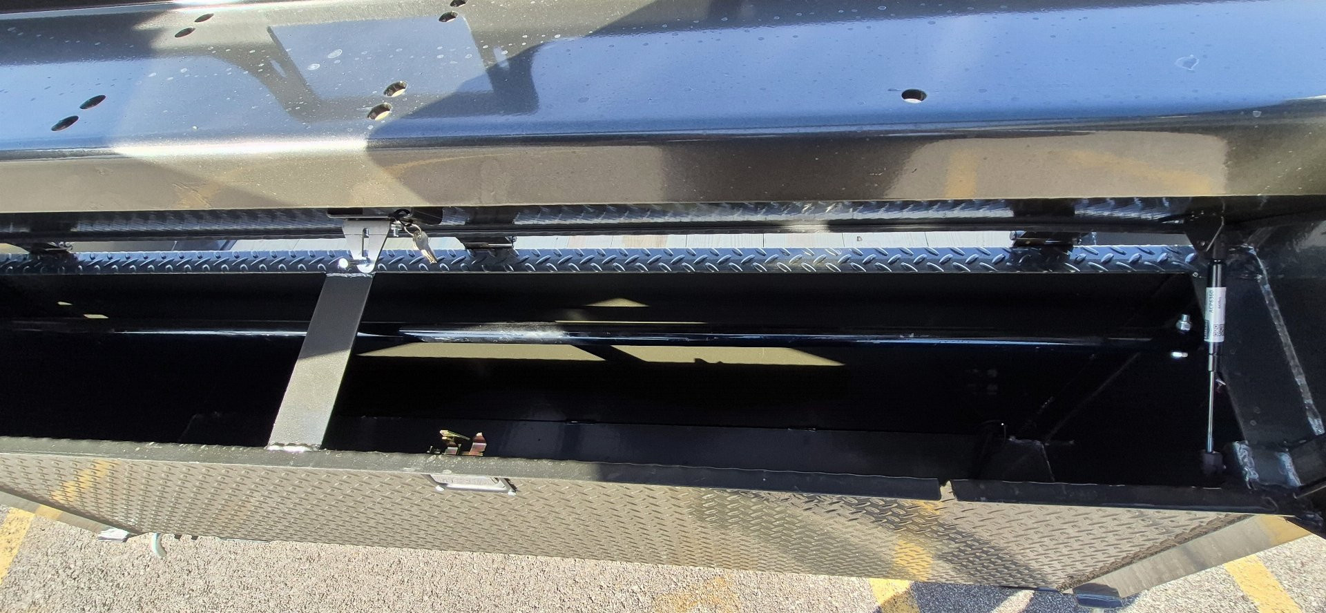 New MAXX-D H8X 102"x 24' Gooseneck Equipment Trailer 18,000(GVWR), Drive Over Fenders, Spare