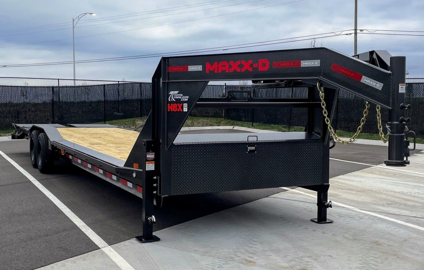 New MAXX-D H8X 102"x 32' Gooseneck Equipment Trailer 18,000(GVWR), Drive Over Fenders, Spare