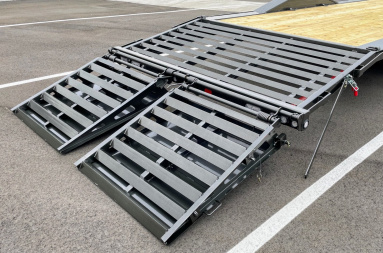 New MAXX-D H8X 102"x 32' Gooseneck Equipment Trailer 18,000(GVWR), Drive Over Fenders, Spare