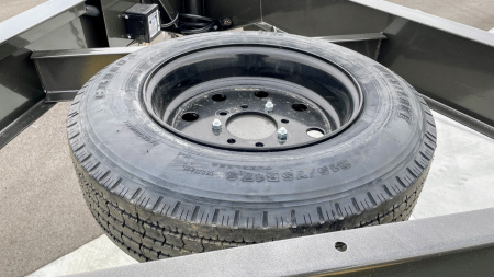 New MAXX-D H8X 102"x 32' Gooseneck Equipment Trailer 18,000(GVWR), Drive Over Fenders, Spare