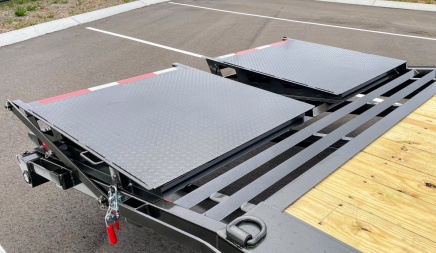 New MAXX-D H8X 102"x 32' Gooseneck Equipment Trailer 18,000(GVWR), Drive Over Fenders, Spare